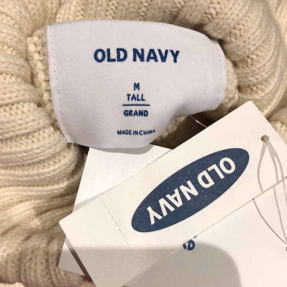 Old Navy knit Turtle Neck Sweater - Picture 3 of 3